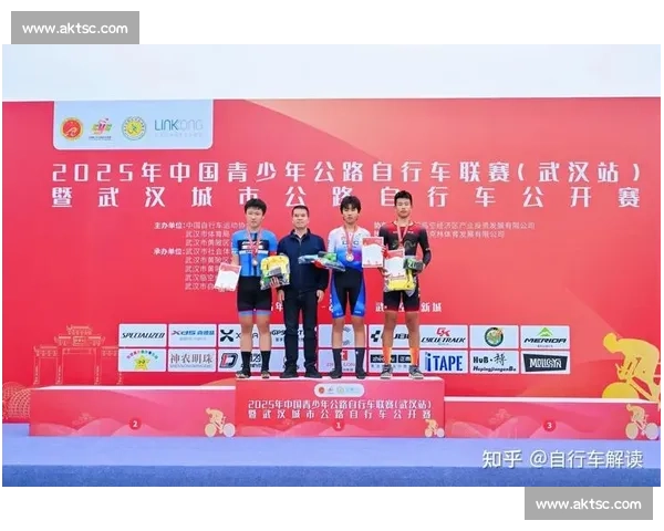 2025 青少公路自行车联赛西宁站落幕 高原诞 6 项冠军